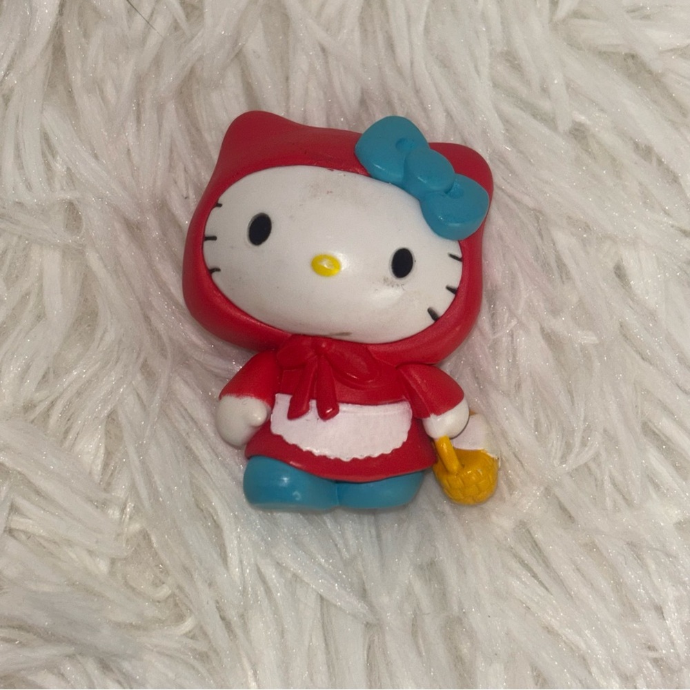 Hello Kitty Red Hood Mini Figure with Blue Bow